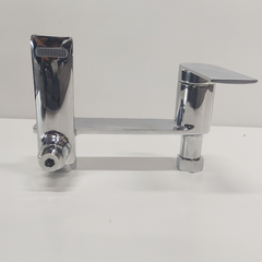 Shower Faucet Brass Chrome Finish Left Spout with Showerhead and Hose Rectangular Wall-Mounted Tap - MVD01831 - Beijing Minwei International Technology Co., Ltd.
