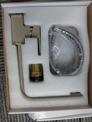 Minwei Brass Basin Faucet - Single Handle, Cold Hot Water Tap for Bathroom Sink, Deck Mounted Faucets-mv7012-E - Beijing Minwei International Technology Co., Ltd.