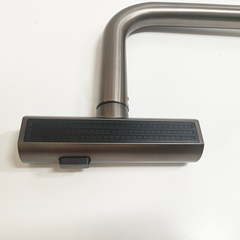 kitchen pull out faucet